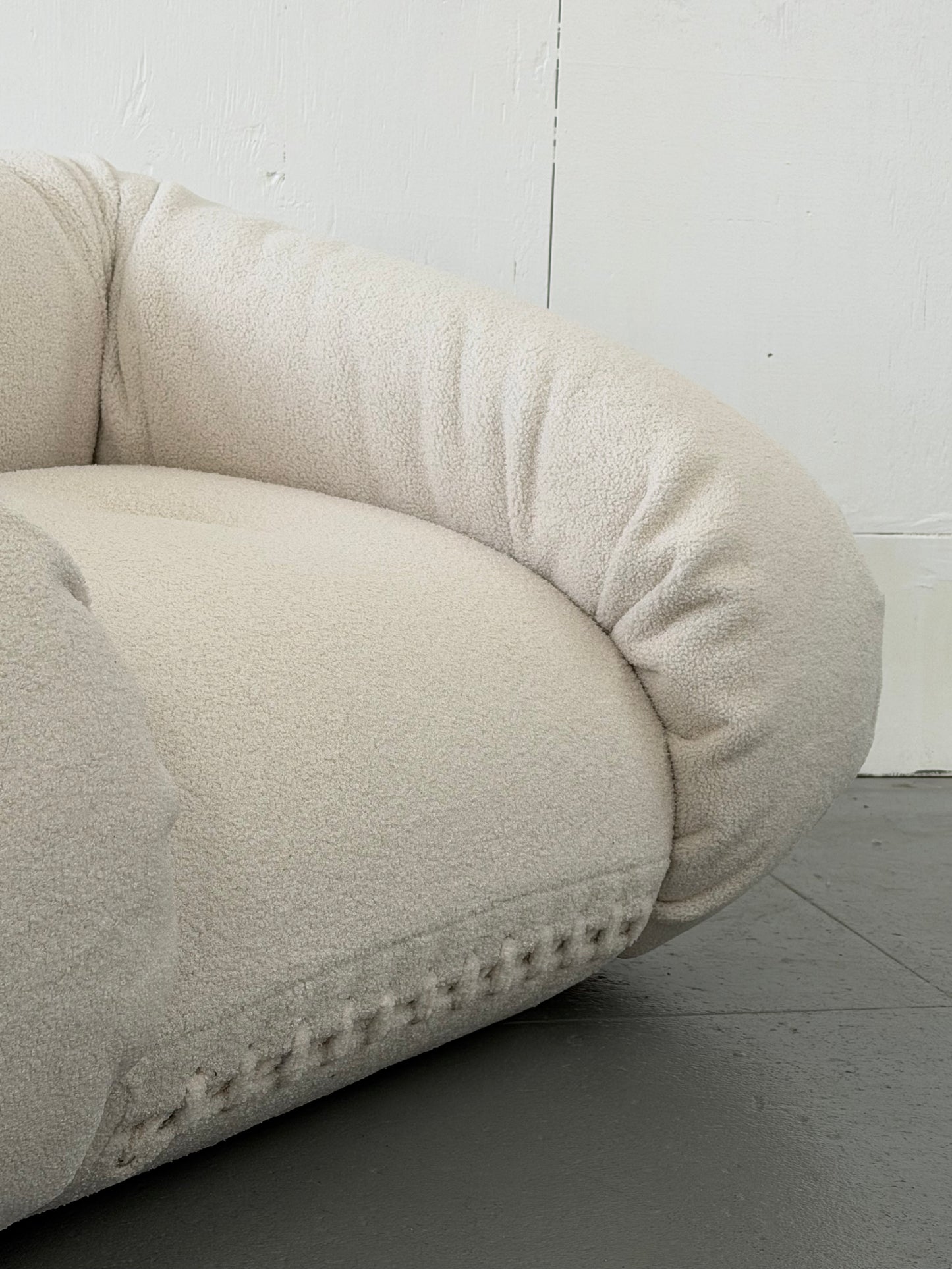 Anfibio Armchair