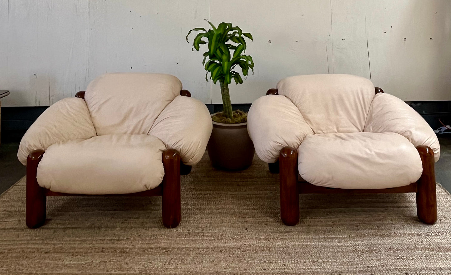 Vintage Gruppo Dam Leather Armchairs