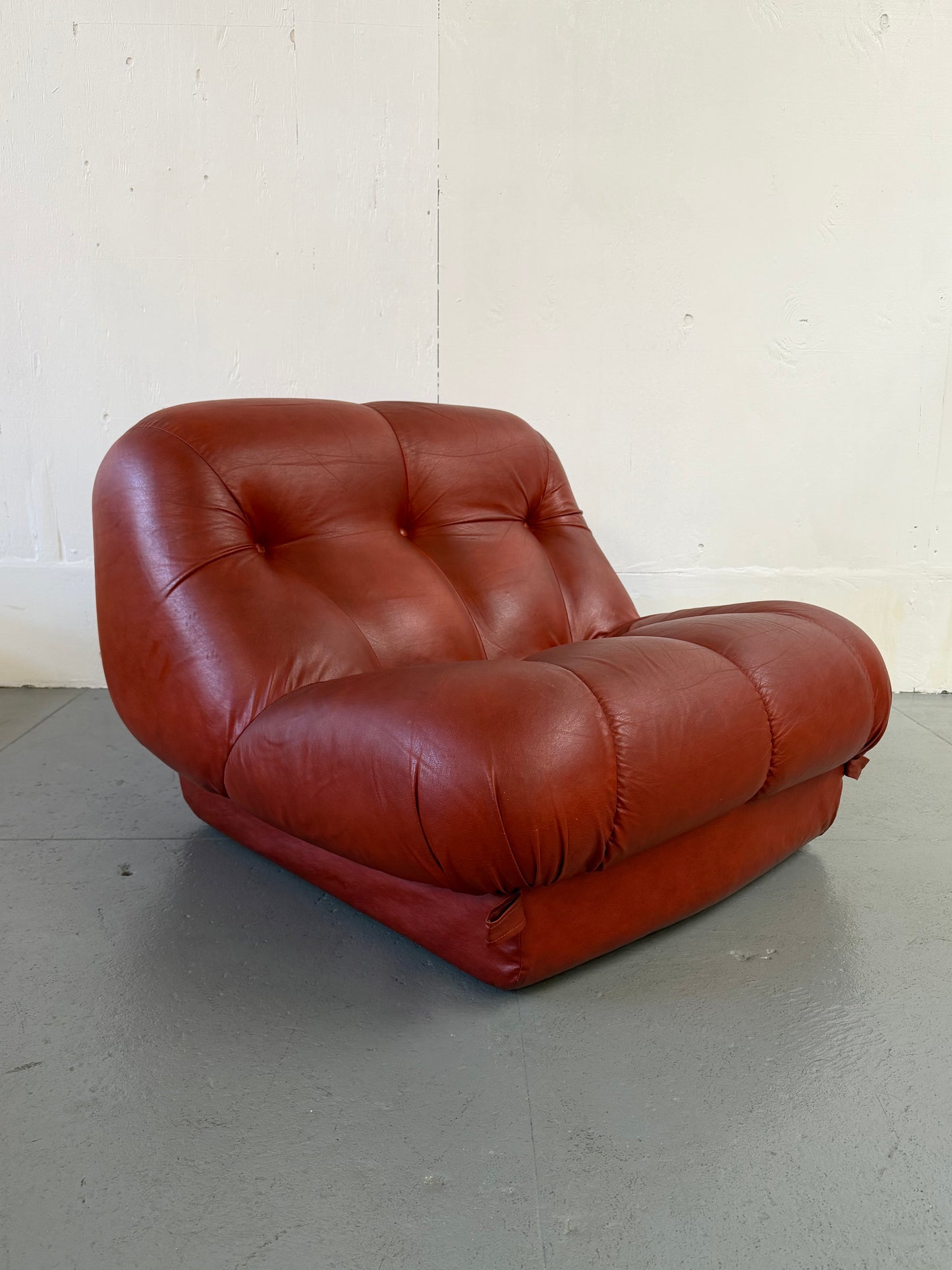 Leather Nuvolone Chair