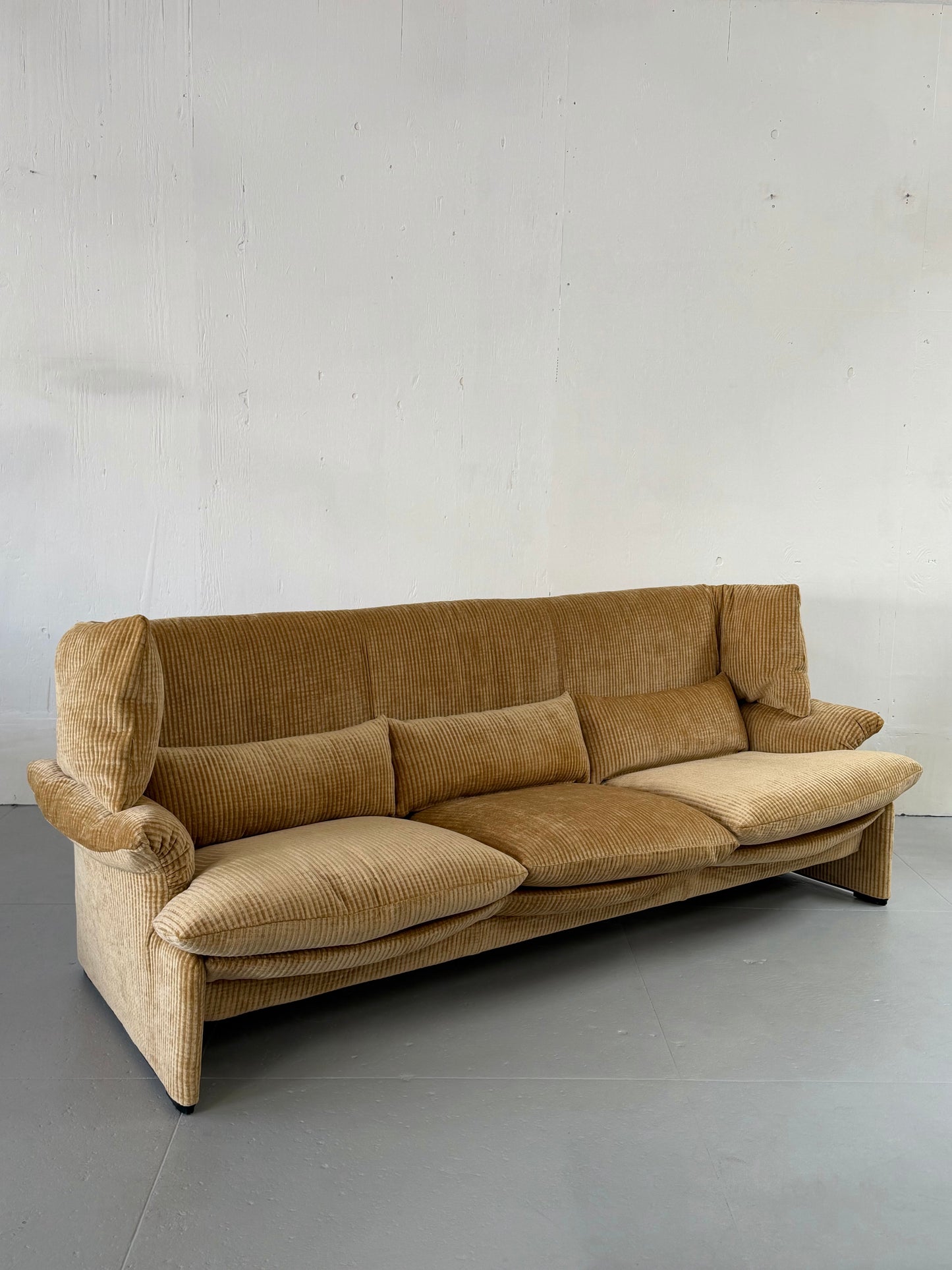 Cassina Portovenere Sofa