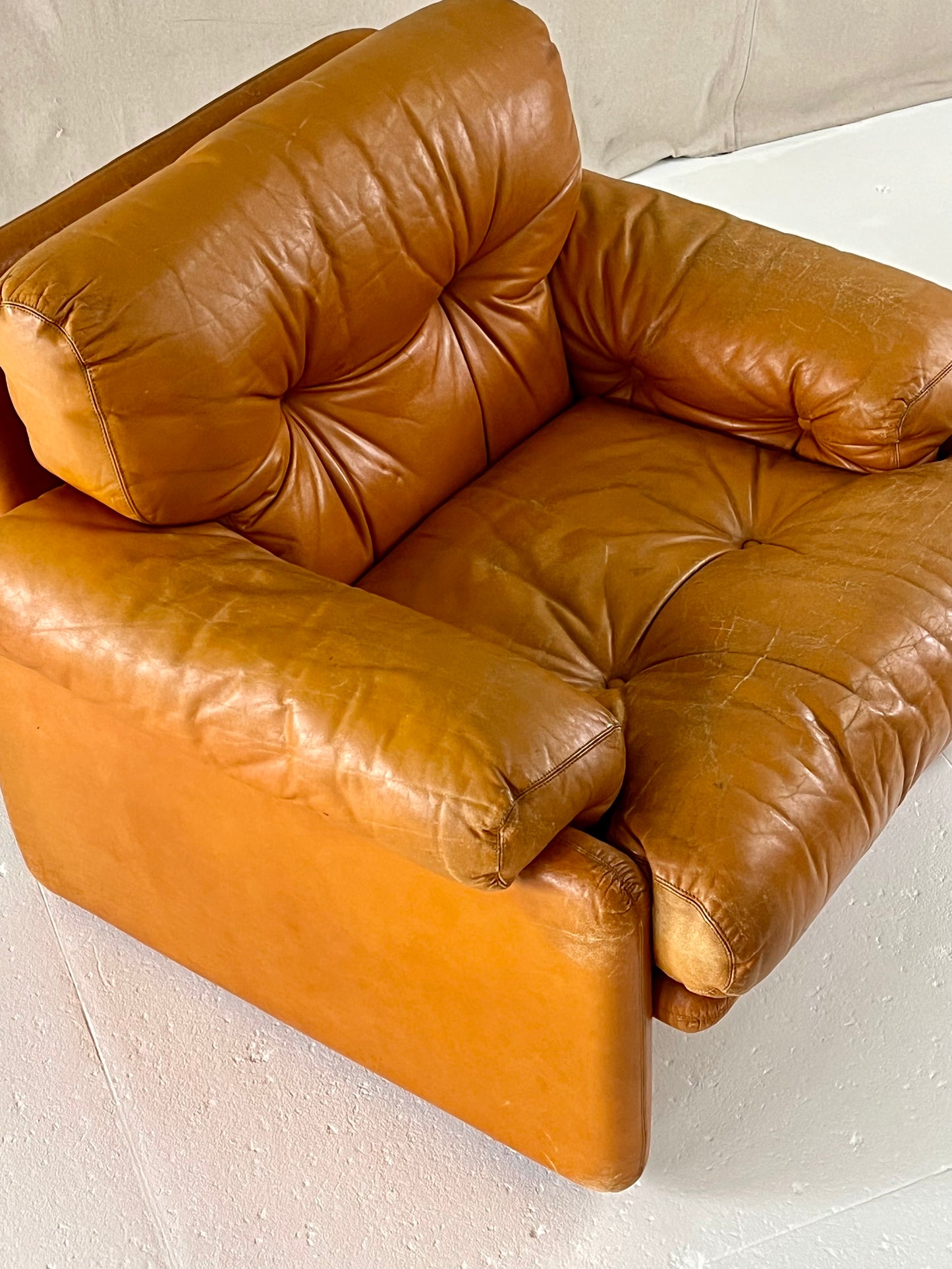 Coronado leather armchair