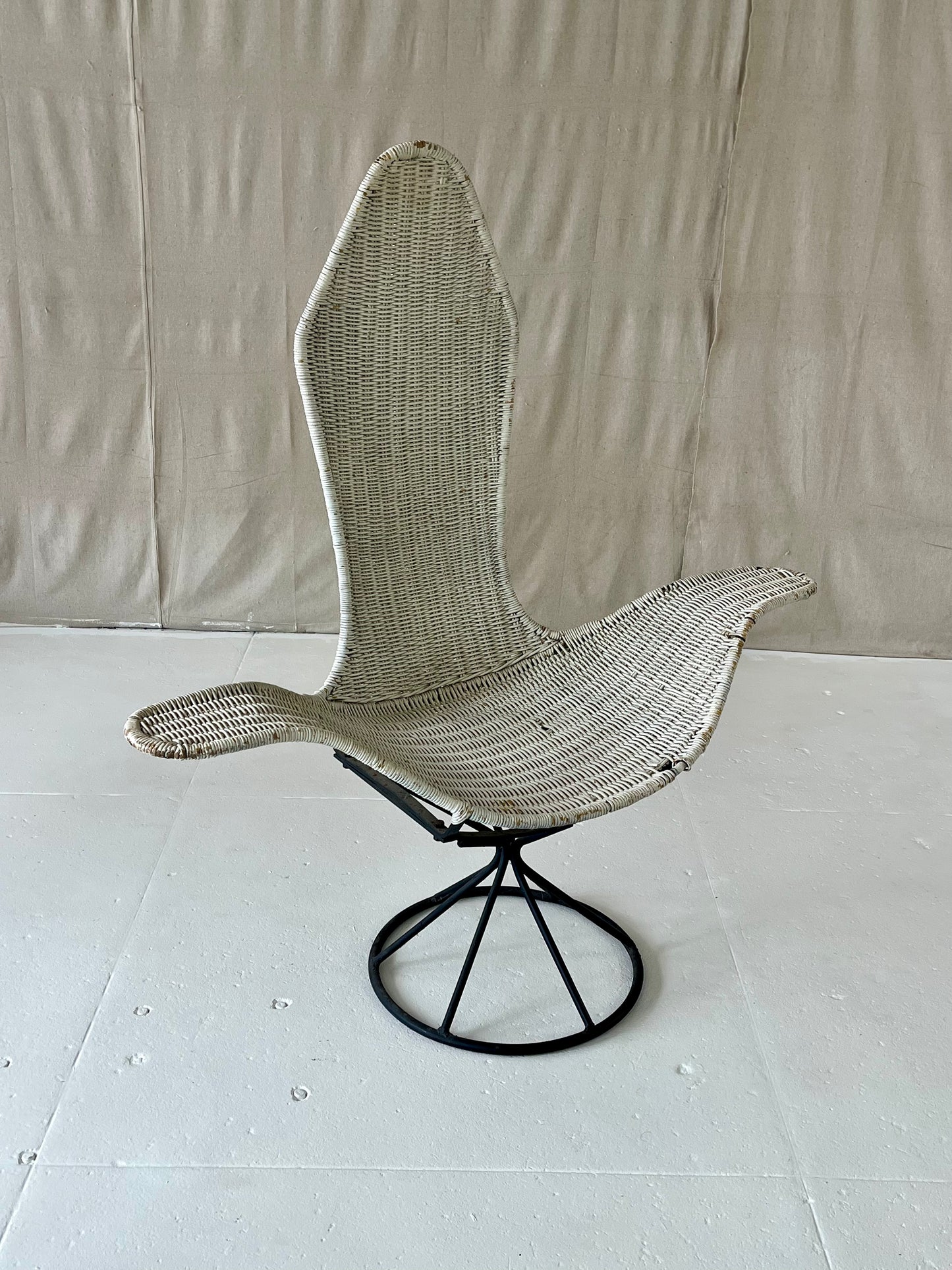 Danny Ho Fong Wave Chair