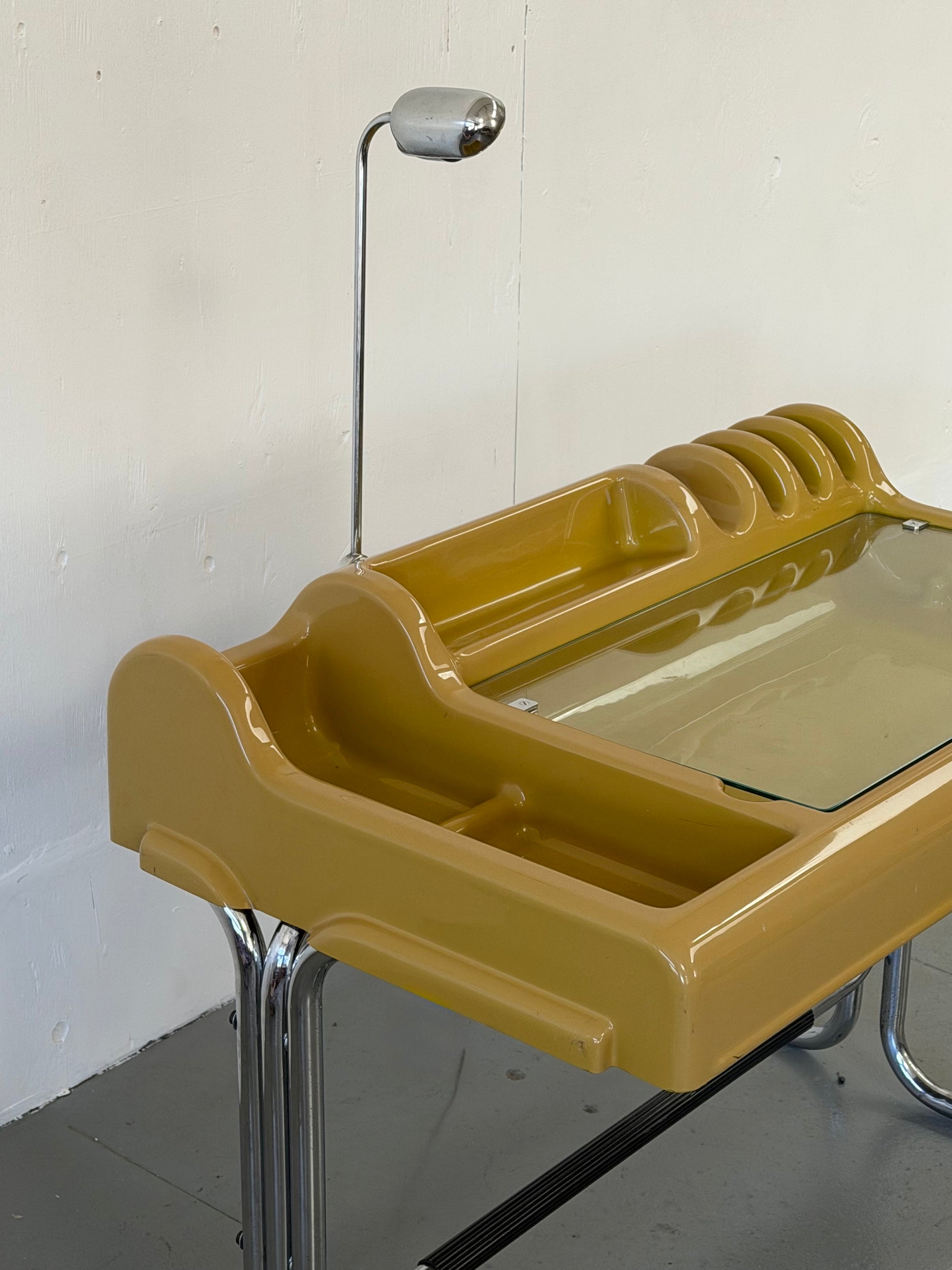 Vittorio Parigi and Nani Prina Orix desk for Molteni - Mobili Vintage