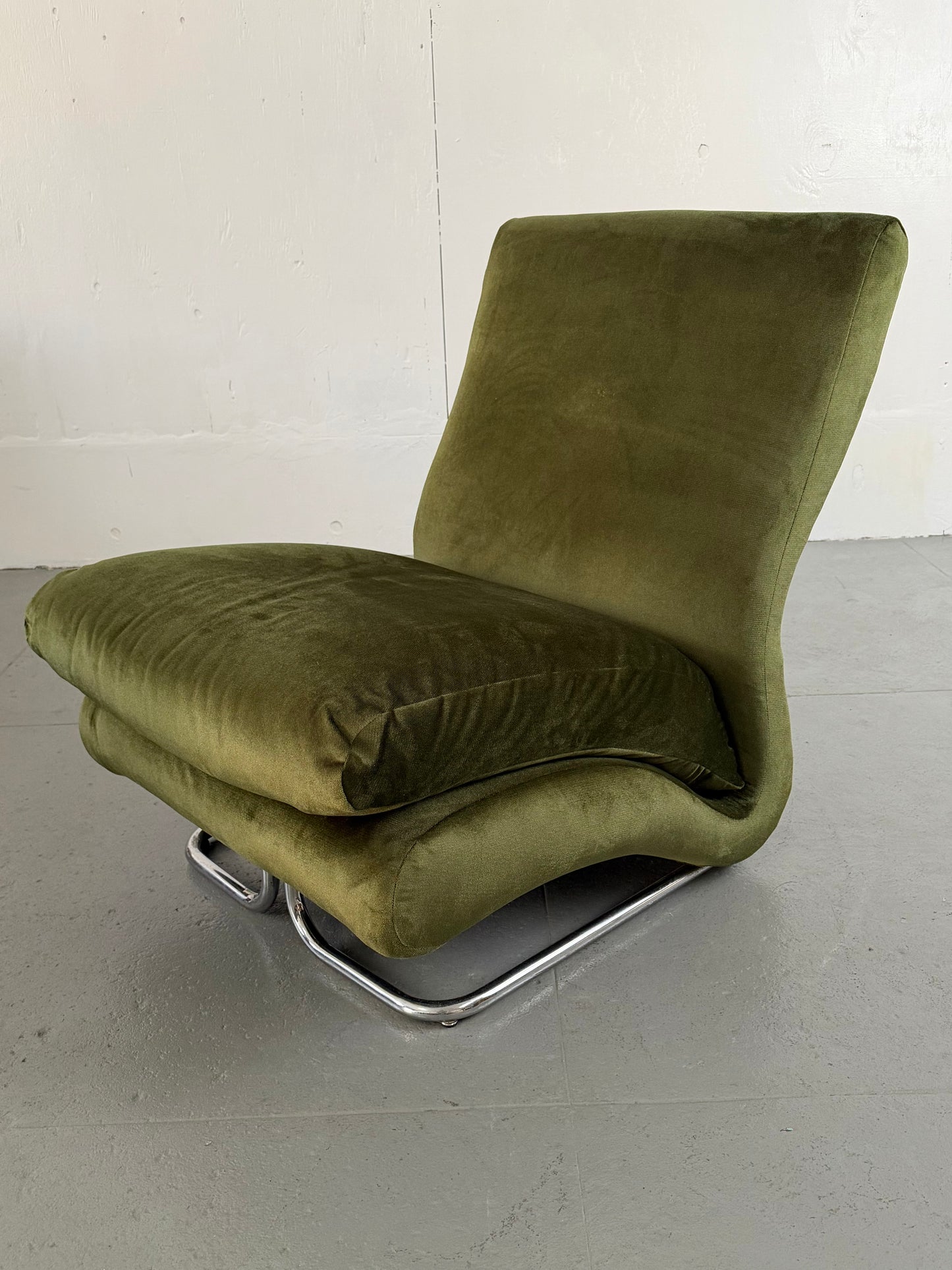 Cigno Chrome Lounge Chair