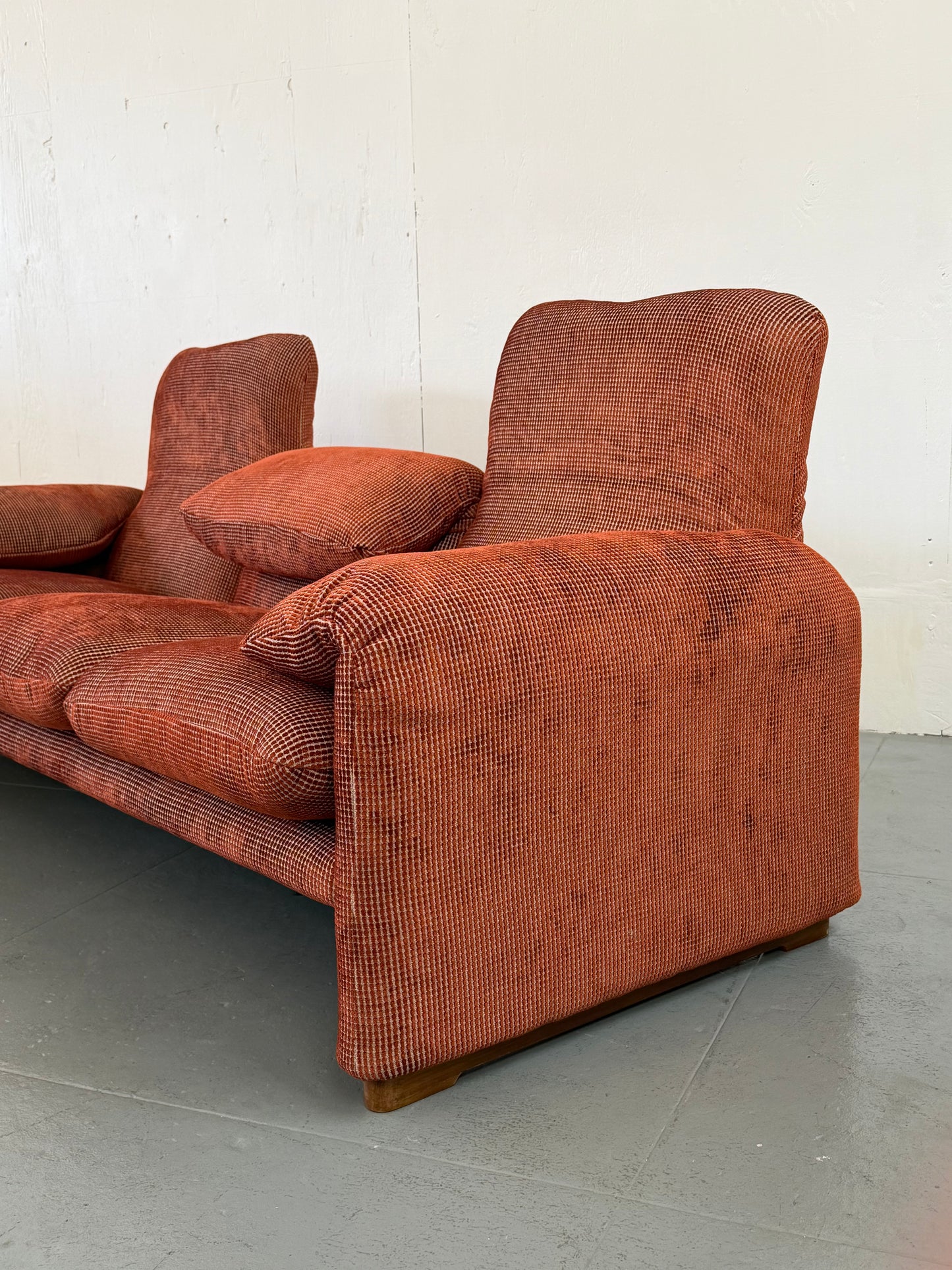 Cassina Maralunga Sofa