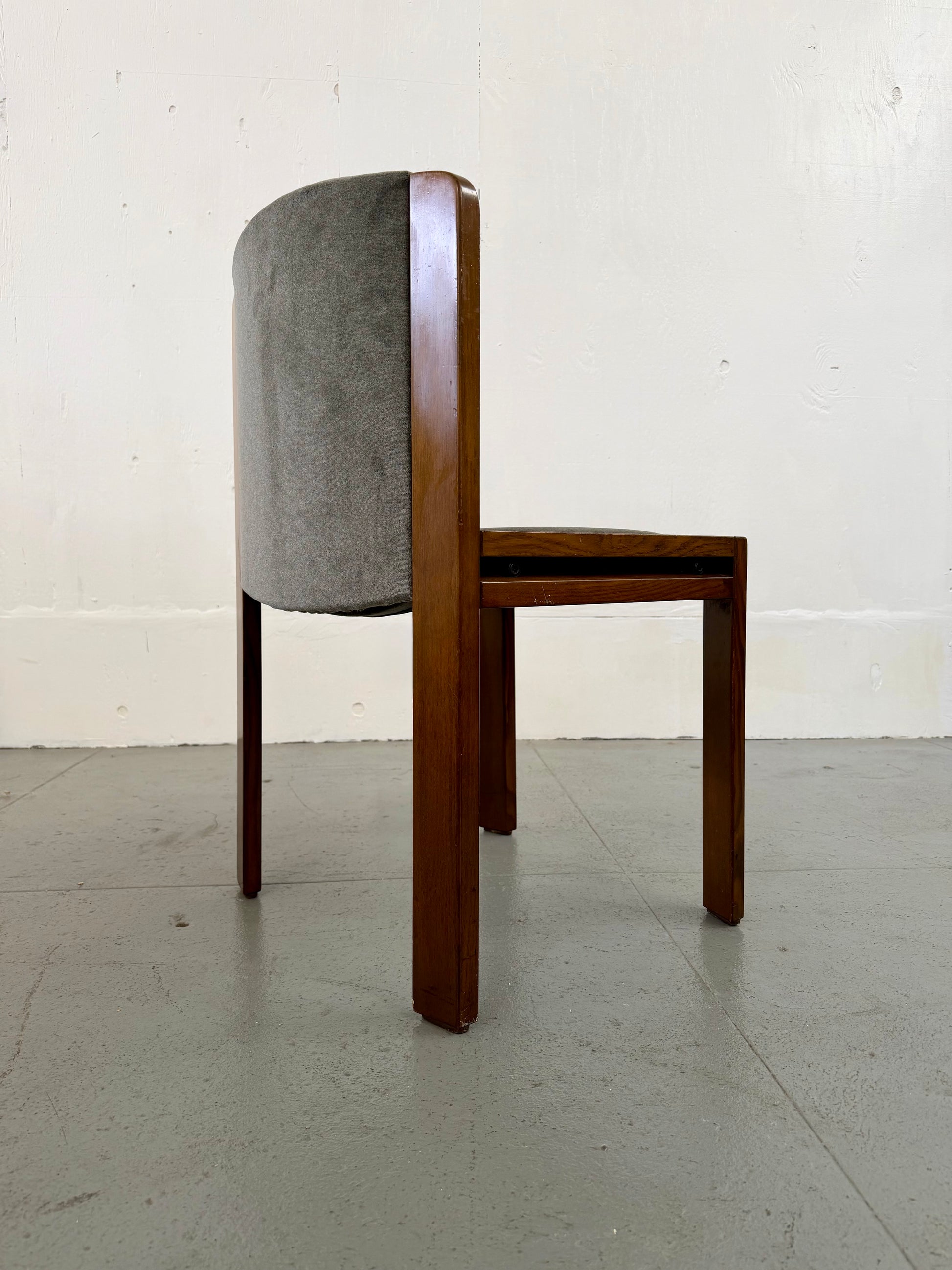 Joe Colombo 300 dining chairs - Mobili Vintage