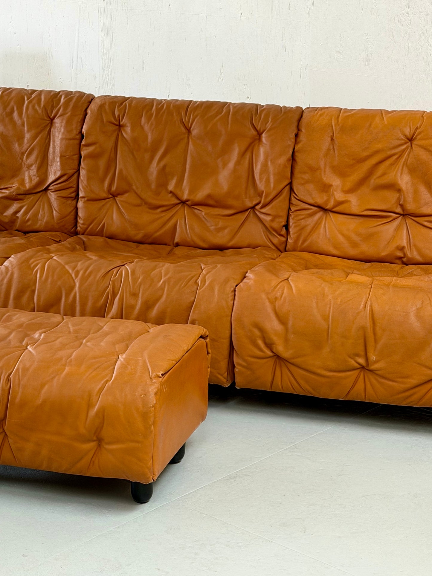 Clipper Top Leather Sofa