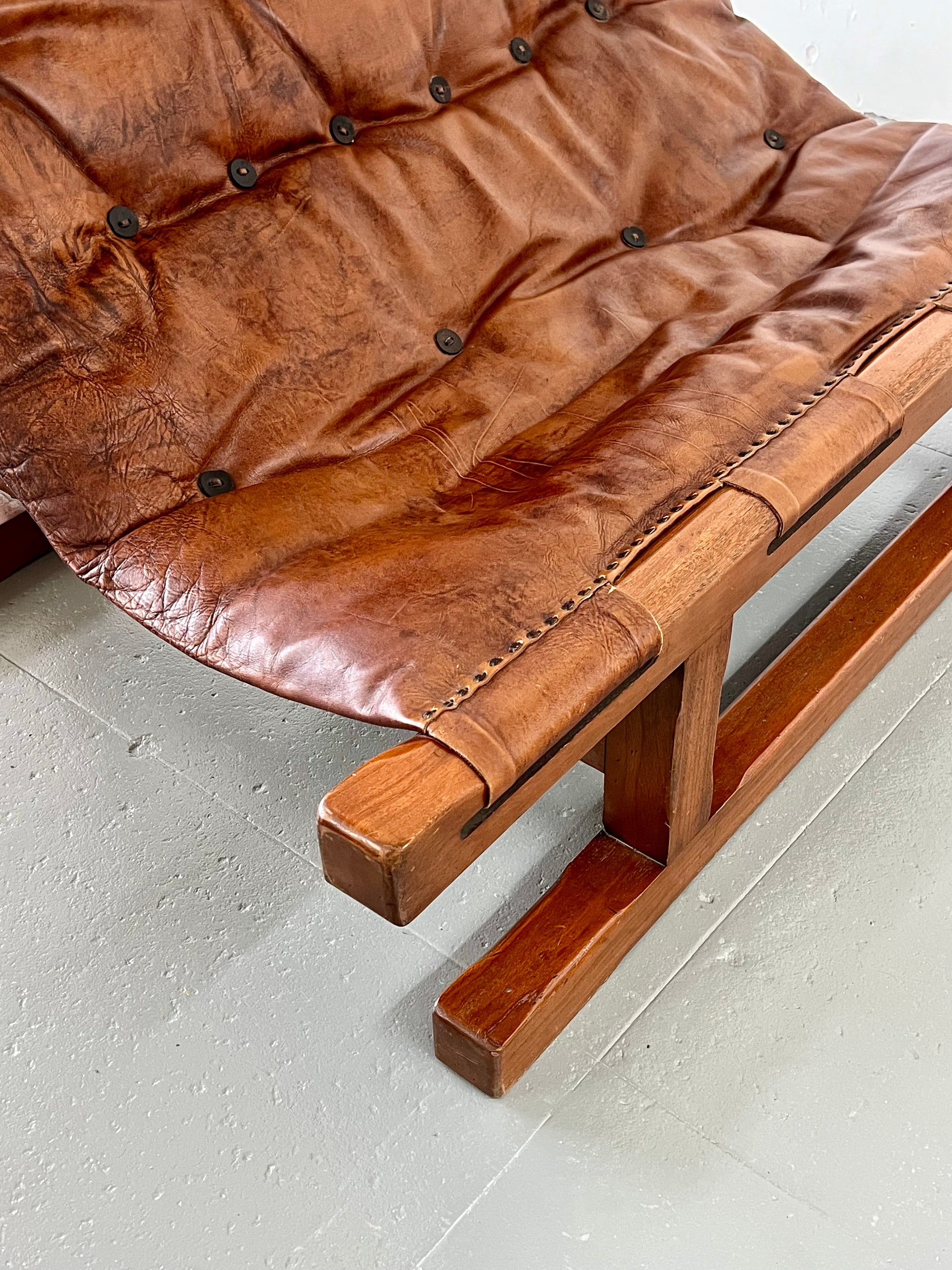Vintage Dutch Brutalist leather sofa - Mobili Vintage