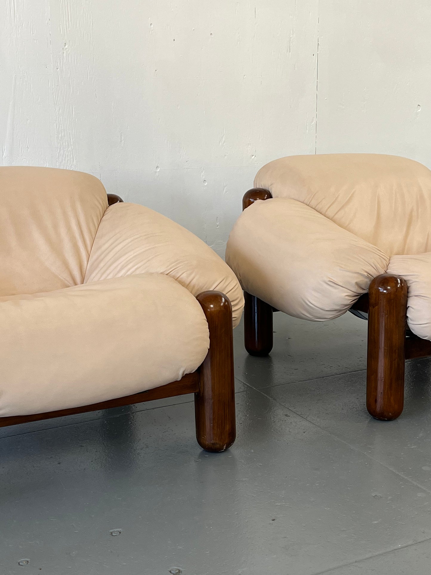 Vintage Gruppo Dam Leather Armchairs