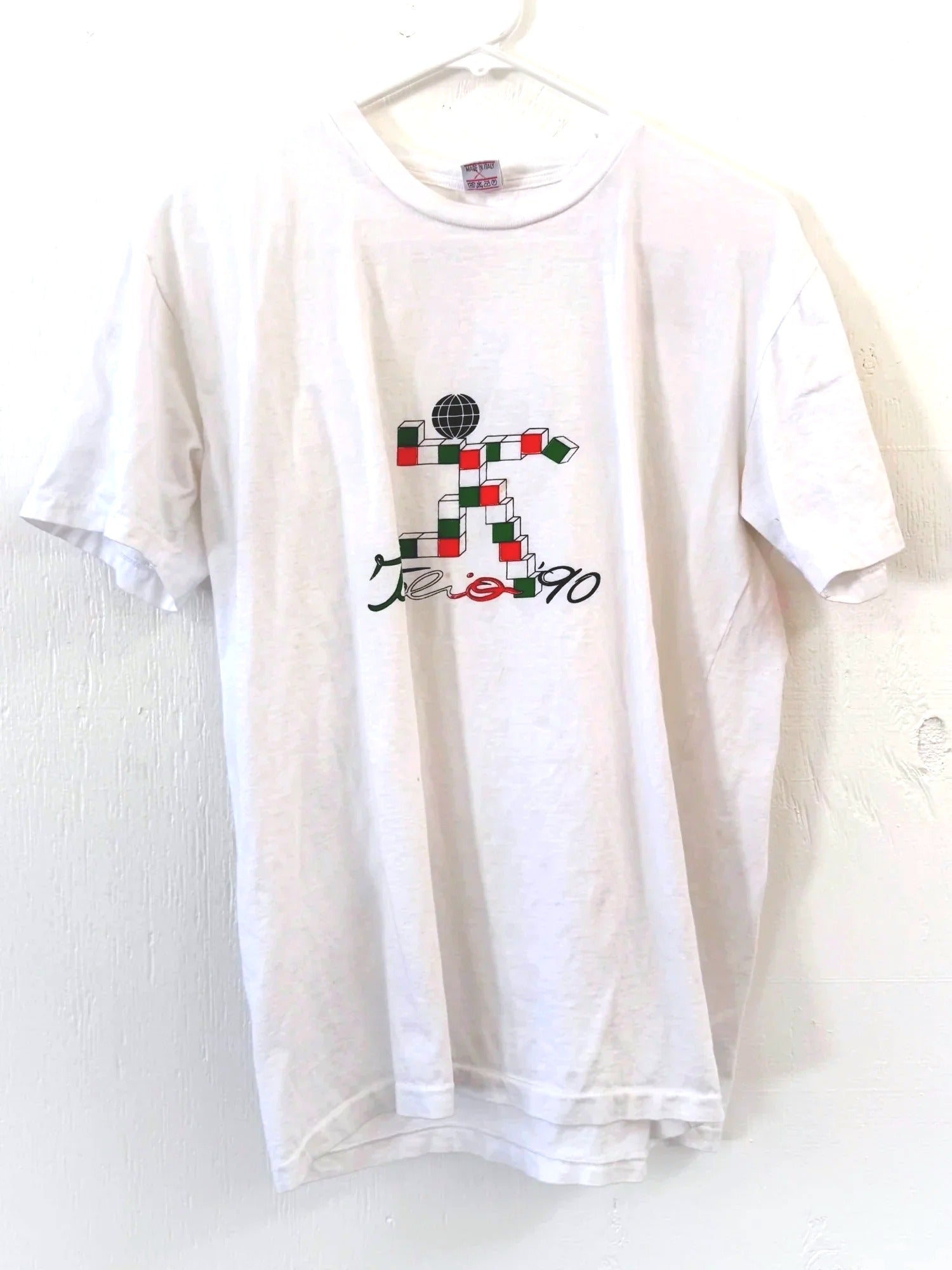 Vintage Italia 90 white shirt